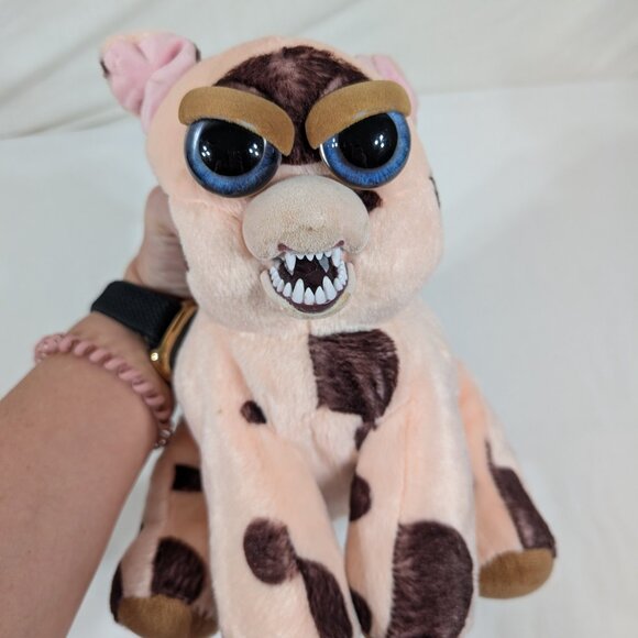 Feisty Pets Pig - Picture 2 of 3